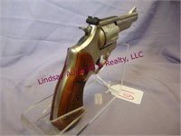 Taurus Mod: 66, 357 mag revolver, 4" brl --