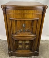 E.H. Scott Allwave 23 with Nelson Cabinet