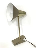 Metal clip on adjustable lamp - powers on