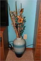 Beautiful Vase W Flowers