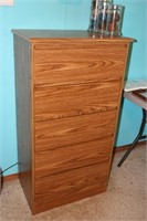 Nice Oak Finish 5 Drawer Dresser