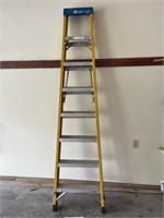 8 ft expandable ladder