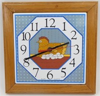 * Elgin Quartz Chicken Clock in Wood Frame -