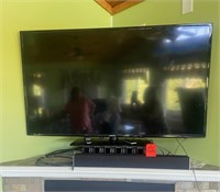 Samsung TV & sound bar