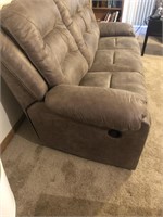 Double recliner sofa