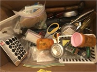 Contents of a kitchen drawer