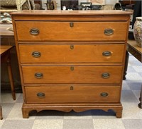 Early Pine 4 Drawer Graduated Chest