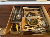 flatware and utensils
