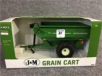 Ertl J&M #875 Grain Cart-1/32 Scale-NIB