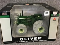 Oliver Highly Detailed 1950 Tractor w/ Tierra