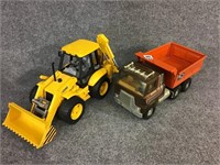 Lot of 2 Including 1/16th Scale Ertl Dump Truck
