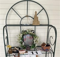 Plant rack with all decor