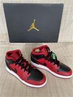 Nike Air Jordan 1 Mid (size 6Y) new, never worn!