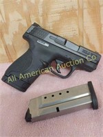 SMITH & WESSON MP SHIELD 40 CAL. AUTOMATIC PISTOL