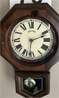 Bulova pendilum clock