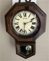 Bulova pendilum clock