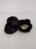 New condition- black mittens 2-4 toddler
J