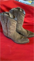 VINTAGE COWBOY BOOTS WITH BOX
