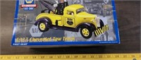 NAPA TOY TOW TRUCK