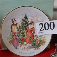 AVON BRINGING XMAS HOME 1990 PLATE