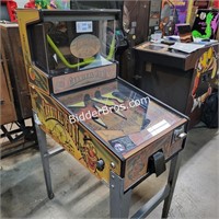 Gumball Pinball Machine Arcade, Austin Warehouse