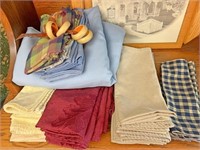 Linen napkins and tablecloth