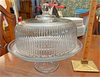 Glass cake stand and cover
