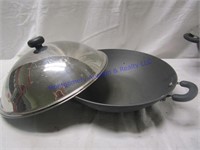 WOK WITH LID