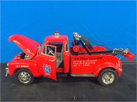 1/24th Scale 1953 Chevy Wrecker Metal Tow Truck