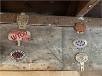 Vintage license plate toppers