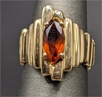 14 Karat Gold Opal Abstract Ring