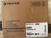 Pentair QuickNiche Plastic Vinyl Niche | 620004