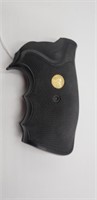 Colt Rubber Grips Black  "The Pachmayr Gripper"