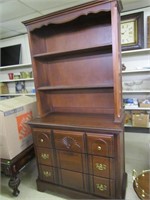 Simmons China Cabinet 41"Wx18"Dx77"T