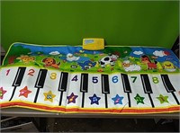 New Kids music piano play and learn mat