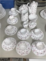Spode Dimity Pattern Tea for 8