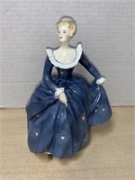 Royal Doulton Figurine - Fragrance Hn2334