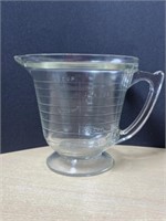 Depression Glass 2 cup Footed measuring cup by