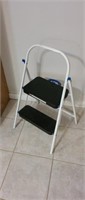 Safety 1st metal folding step stool