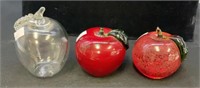 Lot of three apple paper weights in different