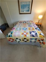 Double sided quilt bedspread, 75x91
