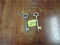 2 Large skeleton keys