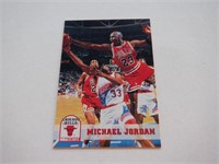 1993 NBA HOOPS #28 MICHAEL JORDAN