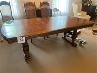 Dining Room Table and 6 Chairs 42"x79"x29"