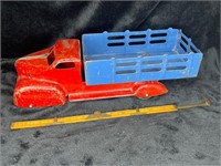 1930’s MARX PRESSED STEEL STAKE BED TRUCK TOY