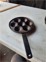 Cast iron corn bread pan