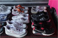 11 Pairs Women's 8-8.5: Nike, Converse, Etc