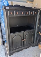 Media cabinet