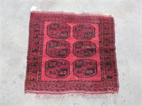 RED & BLACK BOKHARA AREA CARPET APPROX 33" X 33"