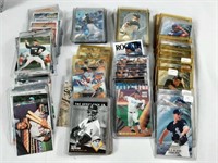 Lg Lot Of assorted Baseball Cards To Include